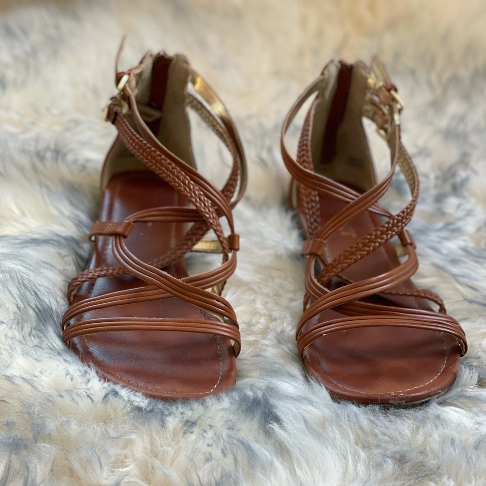 Sandals - Picture 2 of 4